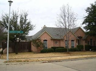 5601 Harbor Town Dr, Garland, TX 75044