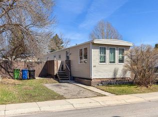64 N Huntwell Way NE, Calgary, AB T2K5T2