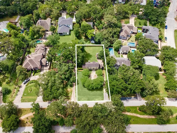 717 Garden Oaks Blvd, Houston, TX 77018
