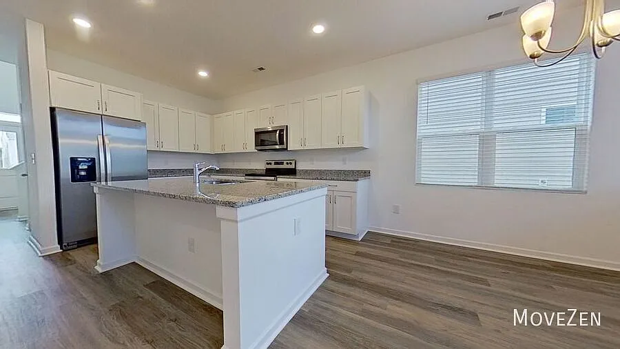 1641 King St Wilmington, NC 28401 Great Home in Convenient Location — Photo 3