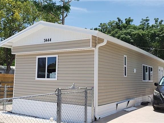 4th image of 7444 Gulf Breeze Cir