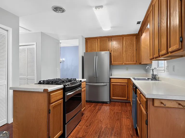 47 Sunhigh St — Photo 3