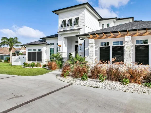4 Laguna Madre Dr, Laguna Vista, TX 78578
