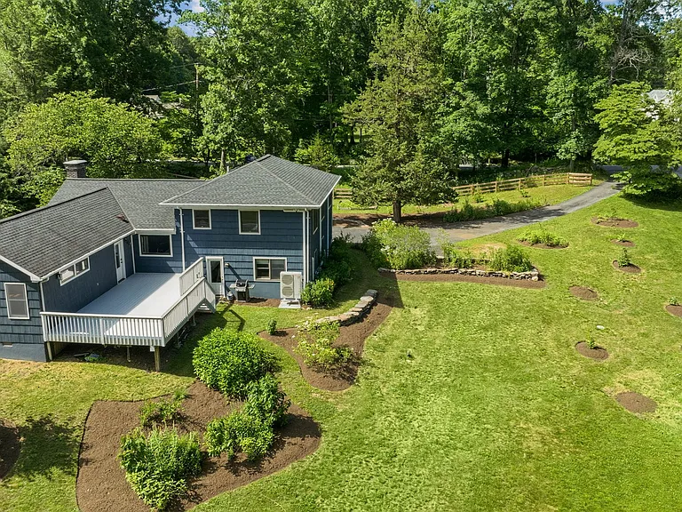 119 Mustato Rd — Photo 24