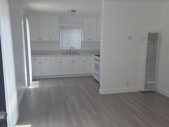 3rd image of 3868 S Centinela Ave APT 1