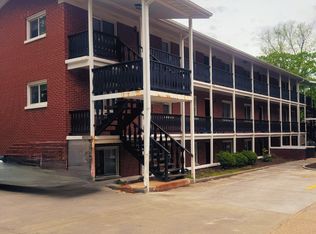711 W Church St #11, Champaign, IL 61820