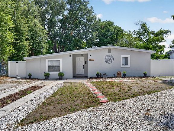 2nd image of 1221 Elinore Dr