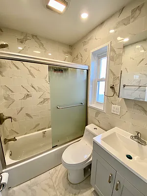 Rented by Highline Residential | media 26