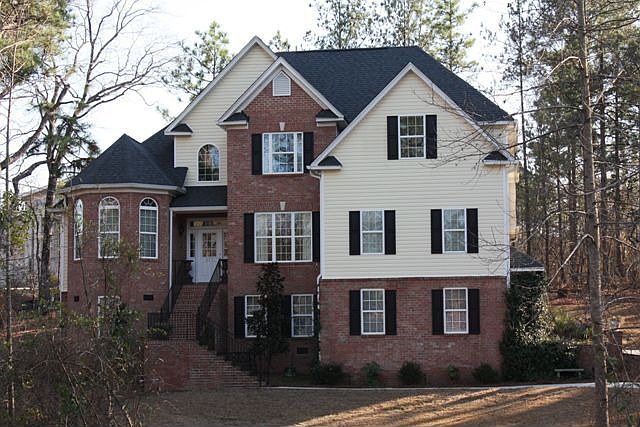 Stately Home on 1.57 Acre Lot