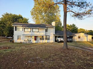 1550 Arvel Cir, Azle, TX 76020