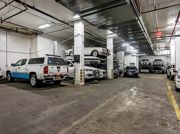 2211 3rd Avenue image 18 of 18