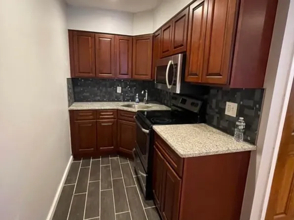 406 N 40th St APT C, Philadelphia, PA 19104