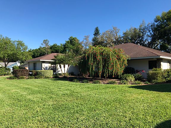 5th image of 418 Summit Chase Dr