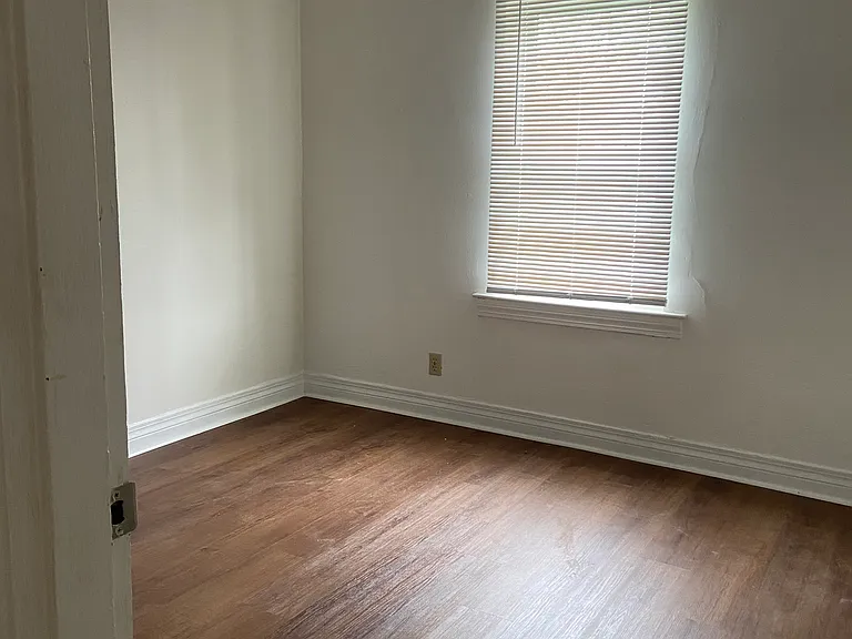 4226 Fordson Way — Photo 5