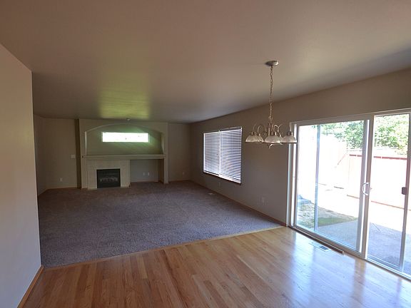 5th image of 12601 117th Avenue Ct E
