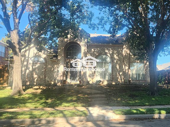 2nd image of 3825 Skyline Dr