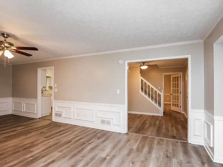 3881 Wintergreen Ct — Photo 7
