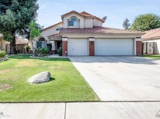 10317 Single Oak Dr, Bakersfield, CA