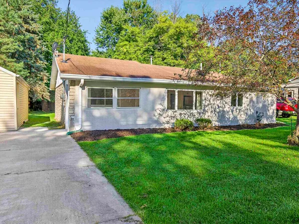 1035 S Timmers Ln, Appleton, WI 54914