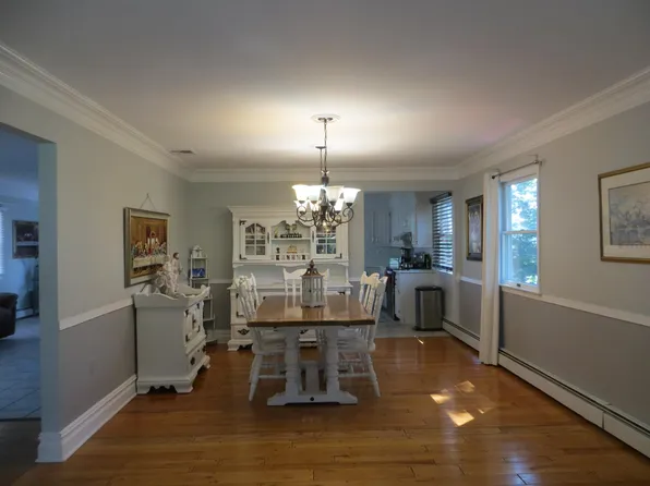 65 Brooklyn Rd, Stanhope, NJ 07874