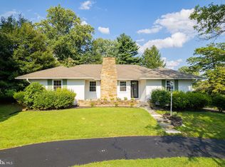 925 Hulmeville Rd, Langhorne, PA 19047