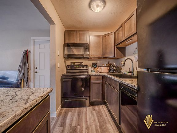 3rd image of 2561 S Jefferson St