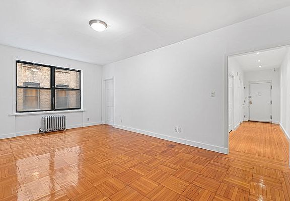 3rd image of 620 W 149th St APT 2e