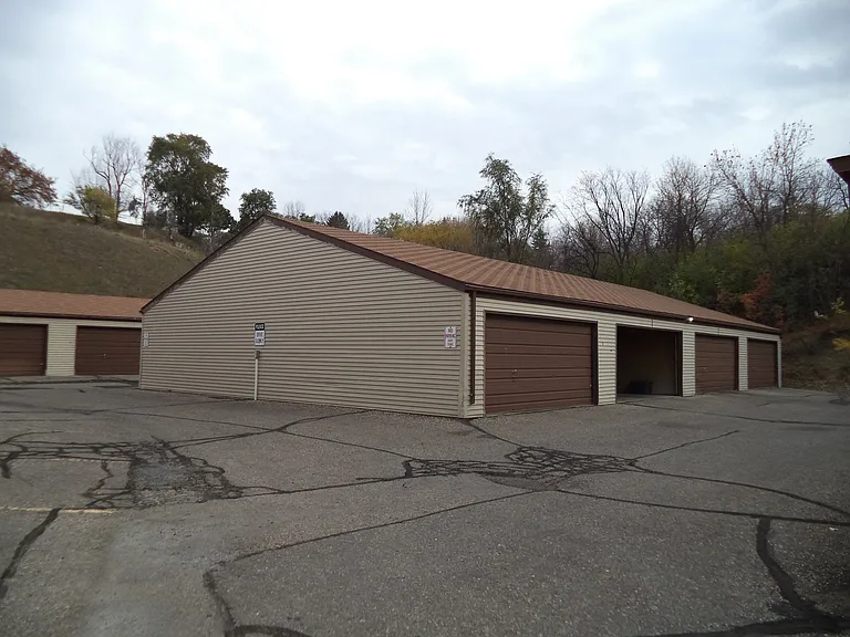 Colton Heights — Photo 23