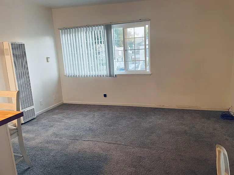 1926 Alcatraz Ave #6 — Photo 5