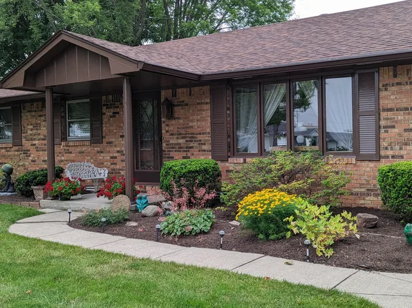 1629 E 56th St, Anderson, IN 46013