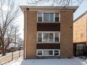 2750 N Linder Ave, Chicago, IL