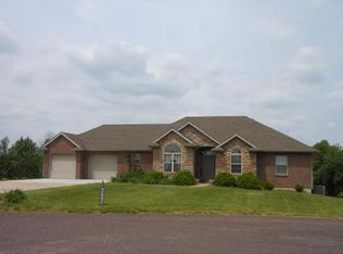 13680 Rosedown Ct, Boonville, MO 65233
