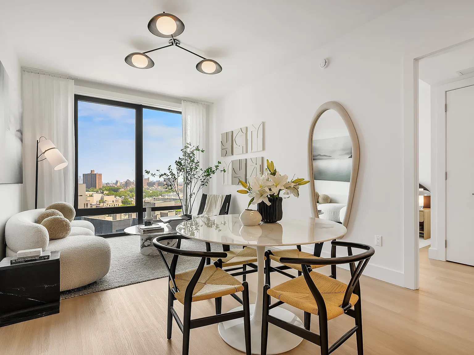880 Atlantic Avenue — Photo 2