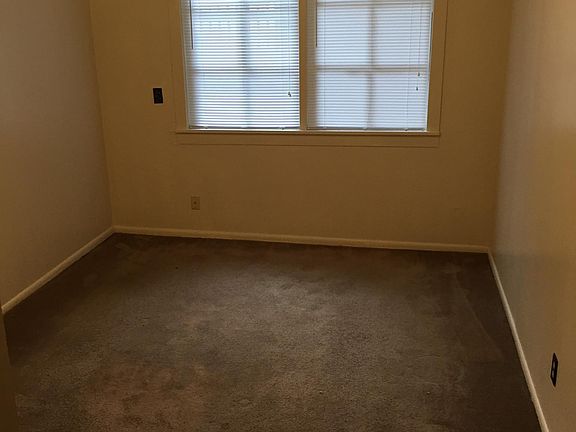 5th image of 516 N L St APT 3