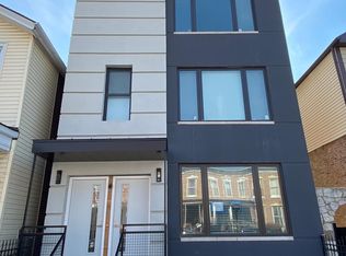 2421 W Lexington St #1, Chicago, IL 60612