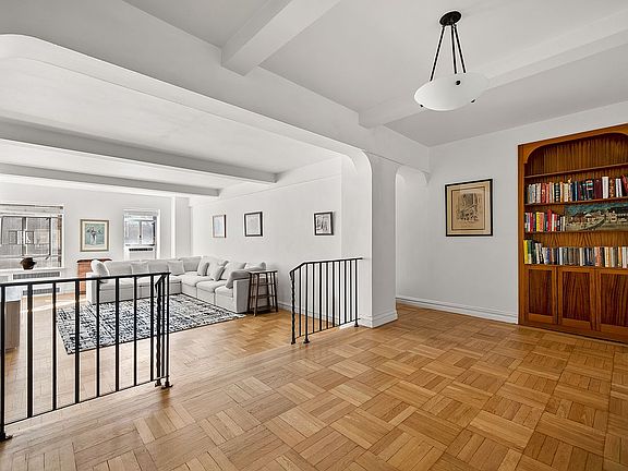2nd image of 565 W End Ave APT 6A