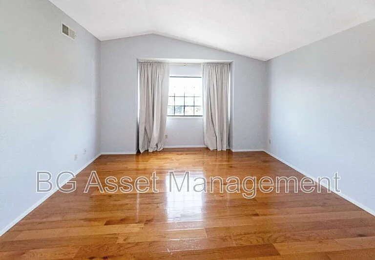 2726 Garrity Ct — Photo 14