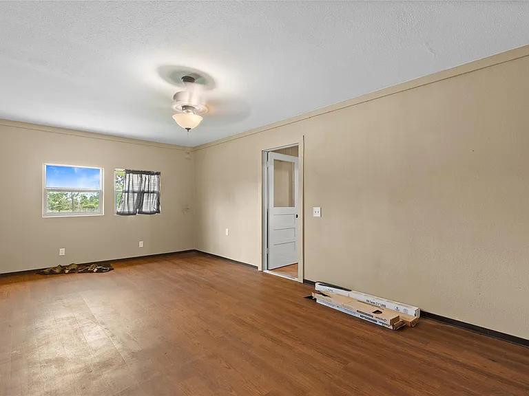 10973 Longstreet Rd — Photo 18