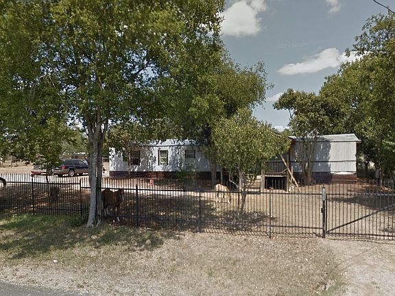 5th image of 1366 Novella Ave