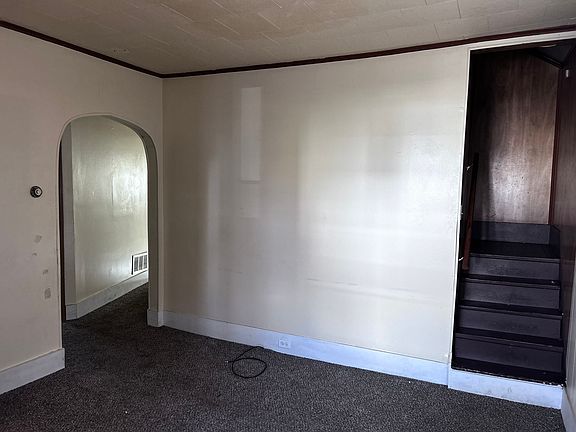 2nd image of 2741 Brown St