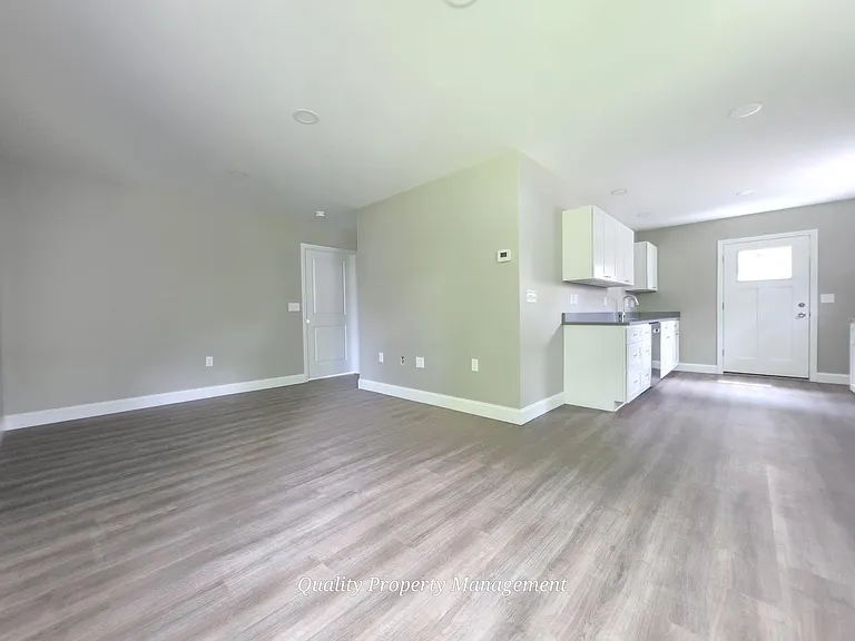 371 Lincoln St #3 — Photo 8