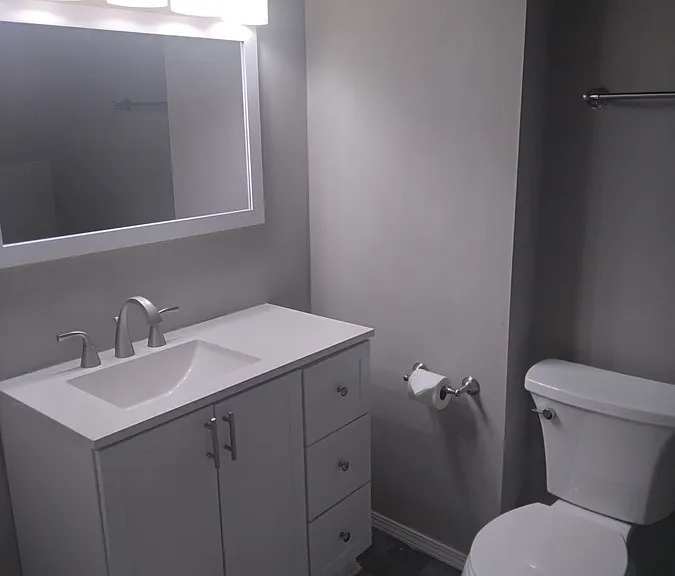 427 E Weber St — Photo 7