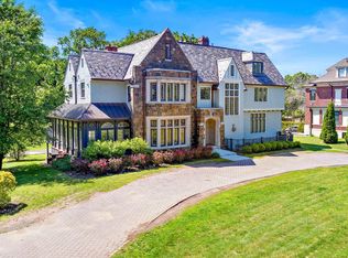 670 Prospect St #1R, New Haven, CT 06511