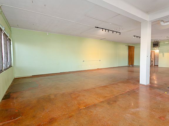 3rd image of 3502 McKinley Ave #3502A