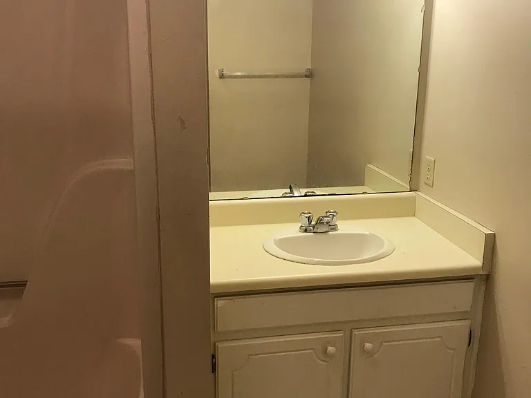 521 Willson St #6 — Photo 3
