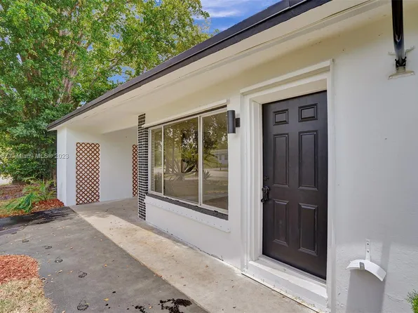 2620 NE 10th Ave, Pompano Beach, FL 33064