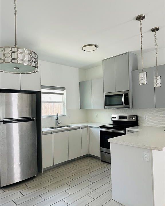 2nd image of 2203 S Pamplona St APT 4