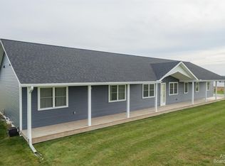 17133 Country Dr, Manchester, MI