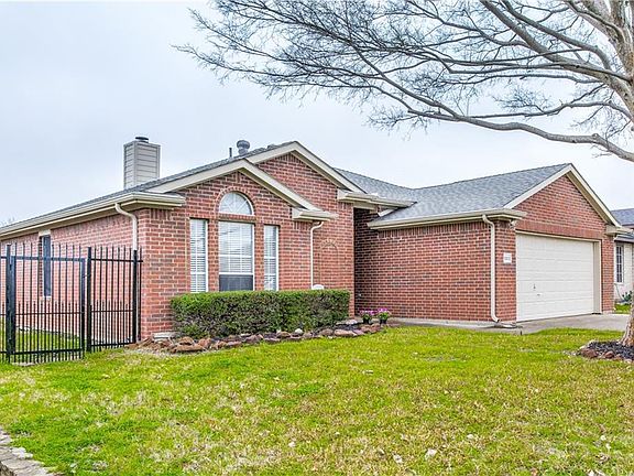 5th image of 1503 Lakeshore Dr