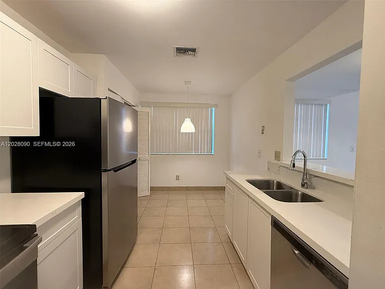 401 SW 158th Ter #206 — Photo 18